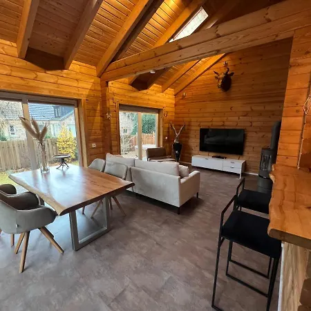 Villa Alpen Holzhaus Im Herzen Hannovers